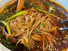 酸汤饸饹面-沣峪鱼庄