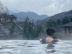 -中铁花水湾温泉酒店(大邑店)