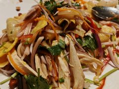 -龙悦湾酒家·八阵鱼生·渔人码头店