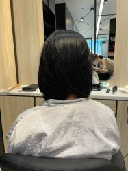 -HAIR CORNER