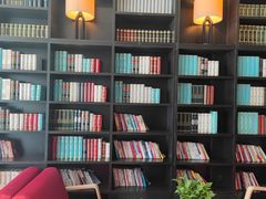 -喜鹊愉家酒店(郑州曼哈顿博览中心地铁站店)