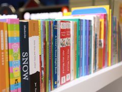 -小专鼠小马吉米儿童图书馆(世纪金源店)