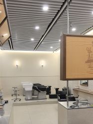 -MARTIN'S BARBER SHOP男士理发馆