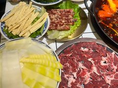 -旧街市鲜货老火锅(大光路店)