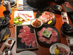 -山之屋炭火烧肉·生啤畅饮(大朗万科中央公园店)