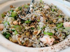 极品菌皇黑松露炒饭-香樟花园新粤料理(无锡万象城店)