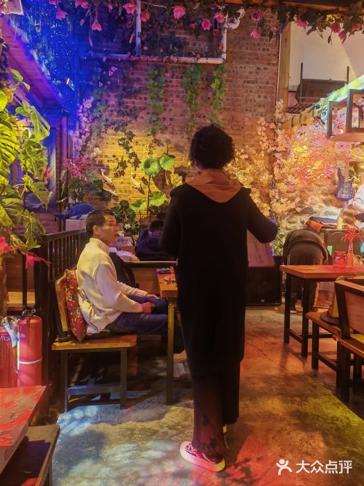 在路上酒吧(大理古城店)图片