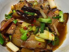 -廖师傅大蒜炒腊肉(袁家岭店)