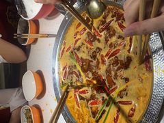 -巴国妹子毛肚火锅(蓝光悦城店)