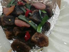 -苗家恒灵酸汤鱼-跳水牛肉连锁店(凯里总店)