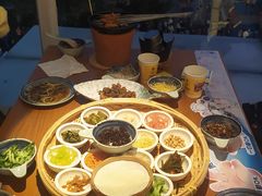 -包整·丝娃娃(一览甲秀楼风景店)