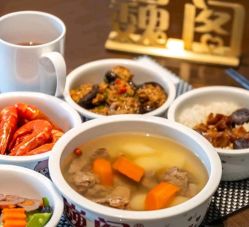 -巍阁高端月子会所