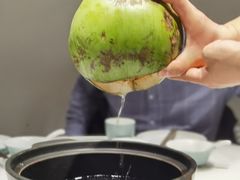 -东椰·海南椰子鸡火锅(朝阳门店)