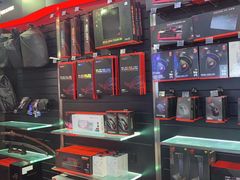 -ROG玩家国度(烟台众诚店)