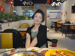 -休记光头香辣蟹干锅店(衣冠庙店)