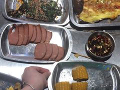 -马路牙子烧烤音乐酒馆(望京店)