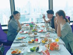 -亚洲国际大酒店·云顶阁旋转自助餐厅
