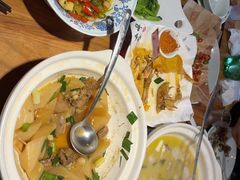 -头上红煨盐鸡·非遗院子餐厅