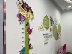 -雅悦齿科(顾村公园店)