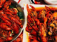 -李双猪·小龙虾·烧烤·羊肉煲(乐山店)