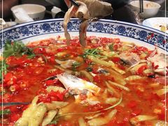 -湘潭九龙鱼头店(城南西路店)