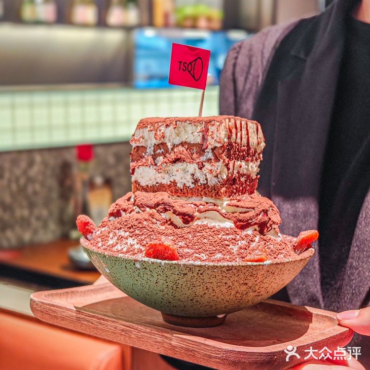 家人们，有没有听说过这家超火的韩式料理🤩 他们家的美食真是绝