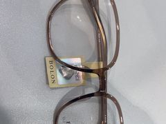 -美式眼镜·授权蔡司.依视路.尼康.豪雅.明月(南翔印象城店)