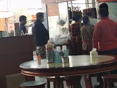 -香辉食馆(新兴路店)