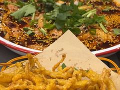 -江湖黑大兔(杨家坪店)