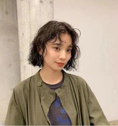 -蘑菇发型