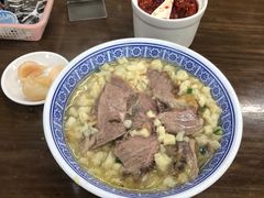 -崇德楼水盆牛羊肉泡馍馆(文艺路店)