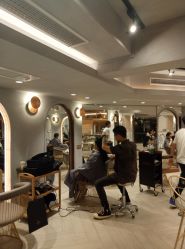 -苏豪路易士·嘉玛发廊