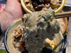 -洞庭洲·防空洞火锅·烧烤·铜锅涮肉(新百广场店)