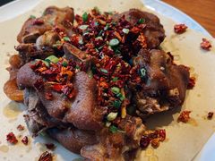 -钟掌勺忘不了地道湘菜(新天地假日广场店)