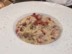 -卡佩罗意大利餐厅及酒吧Al Cappello Trattoria