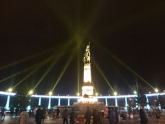 -人民防洪胜利纪念塔