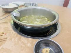 -黑竹沟新场牛肉火锅