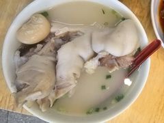 -雷祖芳老妈蹄花店