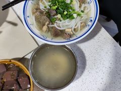 -小倪羊肉米线馆