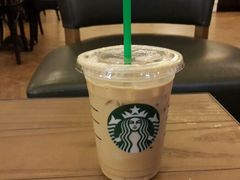 拿铁-星巴克臻选(广州沙面店)