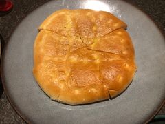 酸奶馕-丝路金桃·新疆菜(徐汇店)