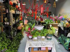 -何兮花店·气球派对鲜花店(马桥银春路万科城店)