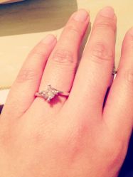 手指很粗= =请忽视 = =-威德钻石-克拉钻大本营(南京东路店)