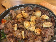 -老东镇啤酒屋海鲜加工·蒸汽海鲜·海鲜烧烤(台东店)