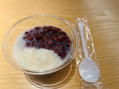 -蓉李记成都名小吃(武汉经开万达店)