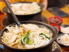 -丽虹云南过桥米线(兴工街店)