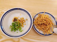 -正南齐北·老街糯米团(洪崖洞店)