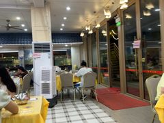-鹏城人家海鲜酒家·23年老字号(较场尾店)