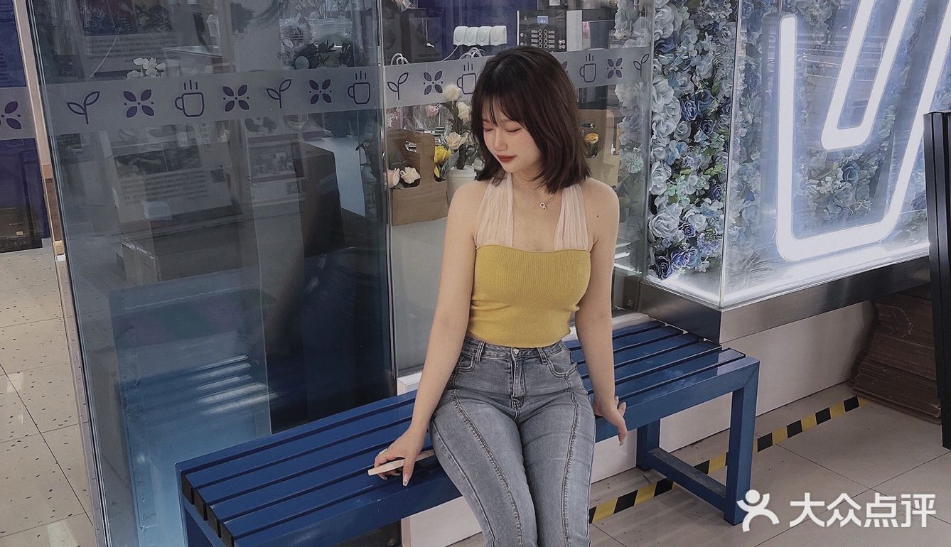 29r把今日份浪漫打包带到车里💐