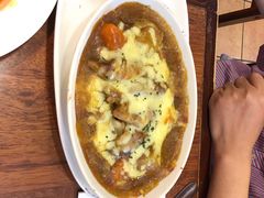 咖喱牛肉烤饭-玛格萝妮比萨屋(陆家浜路店)